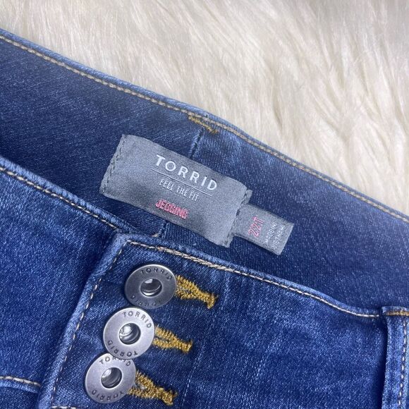 Torrid jeggings dark wash sz 22T - Picture 2 of 7